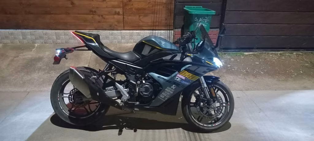 Vendo moto en excelentes condiciones