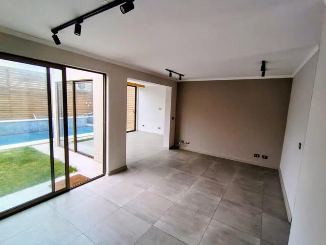 ARRIENDO CASA 3D/3B PISCINA QUINTA LINDEROS EN BUIN