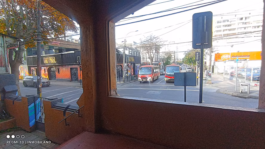 Gran PROPIEDAD COMERCIAL y HOTEL : Calle Von Schroeders esquina Arlegui