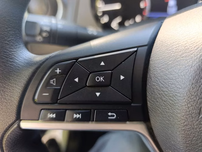 NISSAN NAVARA DC XE 2.3D MT - 2023 | 2740 - Imagen 14