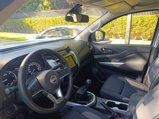 NISSAN NAVARA DC XE 2.3D MT - 2023 | 2740 - Imagen 5