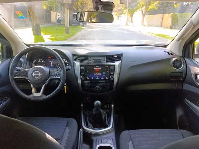 NISSAN NAVARA DC XE 2.3D MT - 2023 | 2740 - Imagen 8