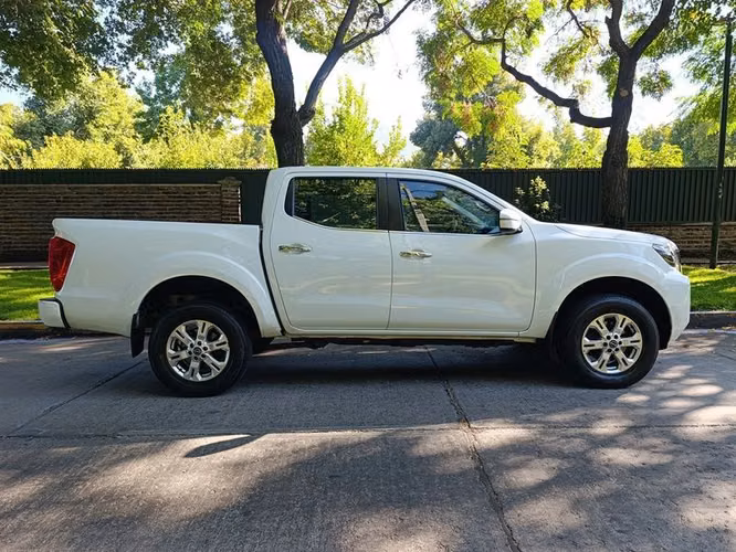 NISSAN NAVARA DC XE 2.3D MT - 2023 | 2740 - Imagen 10