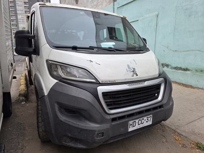 Peugeot Boxer 2.2 pick up doble cabina