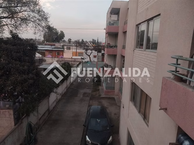 Arriendo Dpto 3 D - 1 B - Estacionamiento ( La Cisterna )