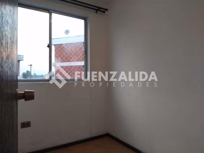 Arriendo Dpto 3 D - 1 B - Estacionamiento ( La Cisterna )