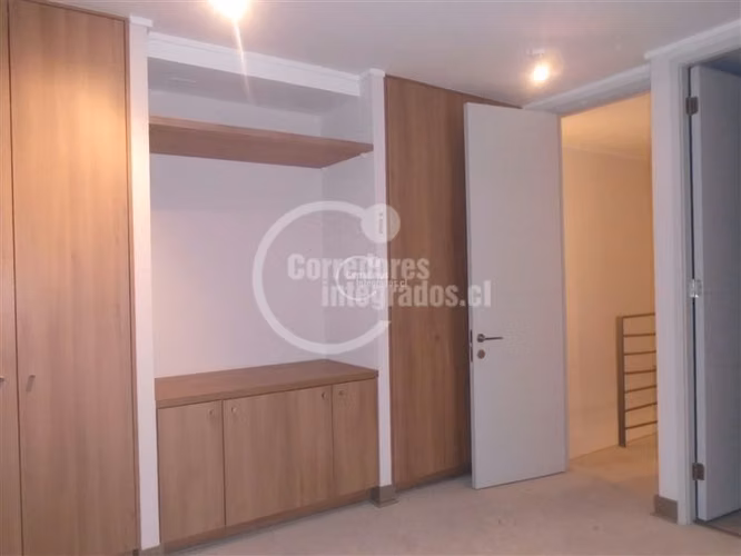 Departamento en arriendo de 3 dorm. en Vitacura