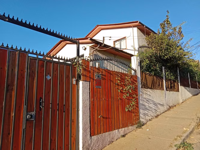 VENDO CASA, REÑACA, JARDÍN DEL MAR, 2 PISOS. Superficie Terreno 237 m2, Construídos 119 m2. - Imagen 27