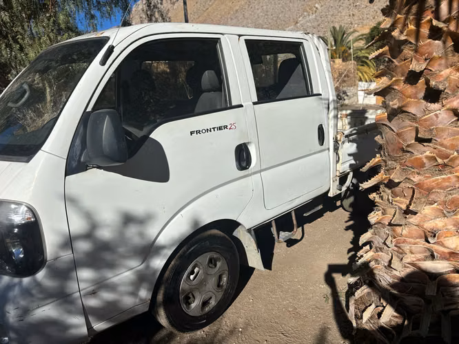 Camioneta kia frontier