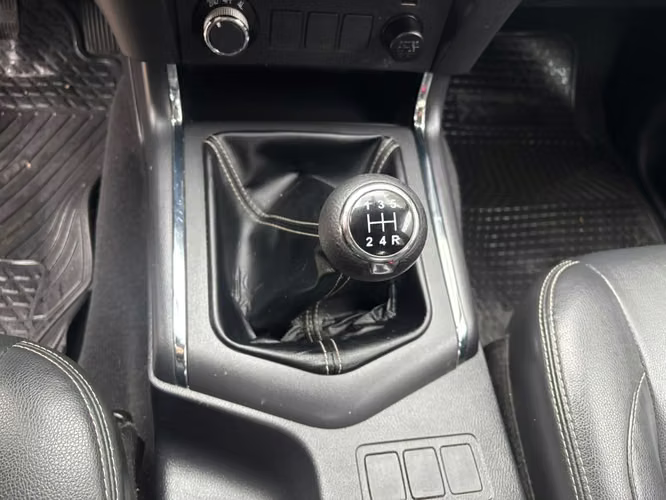 2022 ZNA Dongfeng DF6 2.5 DIESEL MT AC 4X4 - Imagen 11