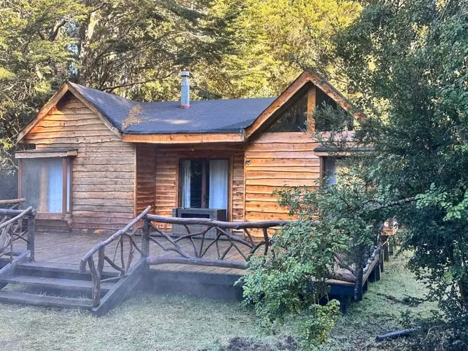 Terreno y cabaña  en LLanada Grande, Cochamó.