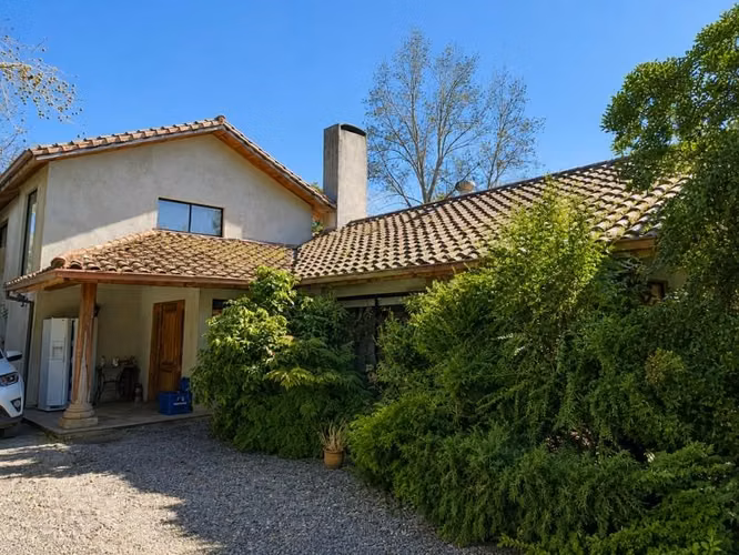 Arrendamos Linda Casa en Villa Esmeralda Sur-Talca