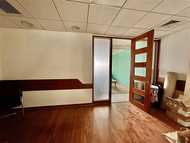 Oficina en arriendo en Las Condes