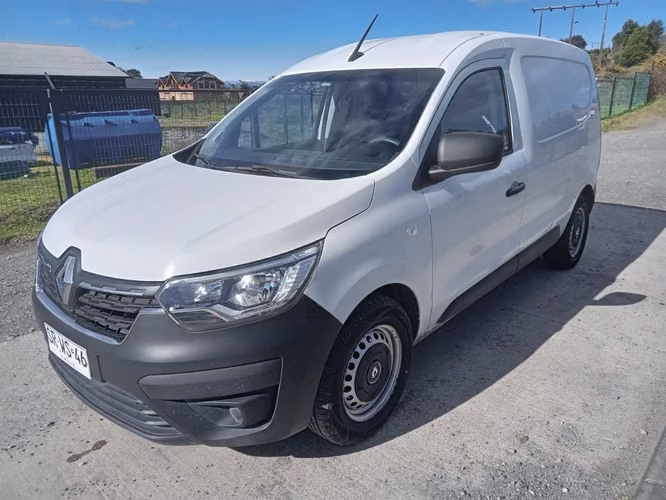 RENAULT EXPRESS 2023