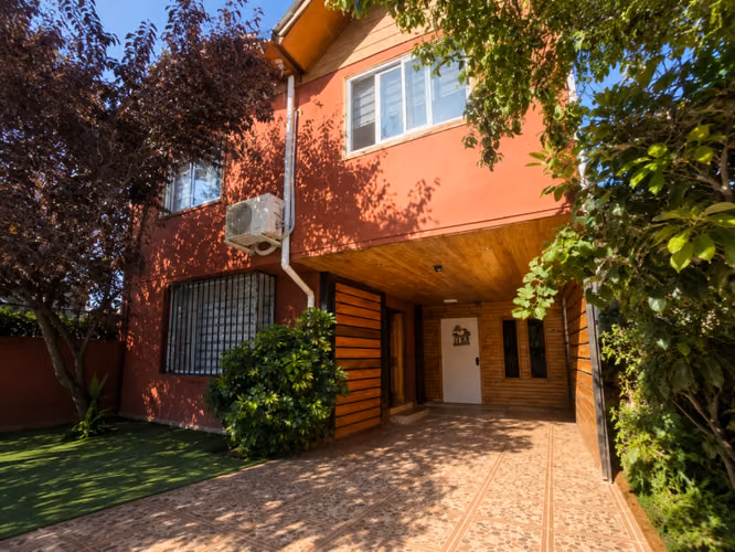 Excelente casa en venta Conavicoop, Curicó.