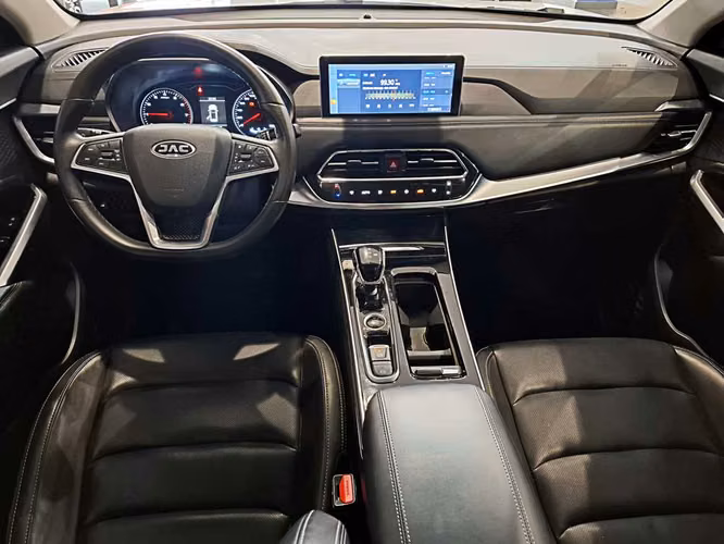 JAC JS8 2024