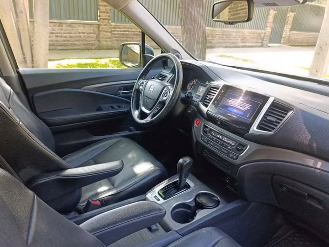 HONDA PILOT TOURING 3.5 AUT 4X4 - 2016 | 2550