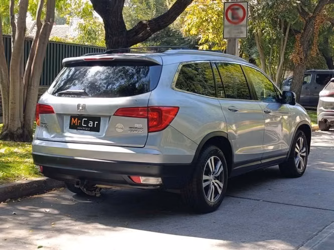 HONDA PILOT TOURING 3.5 AUT 4X4 - 2016 | 2550
