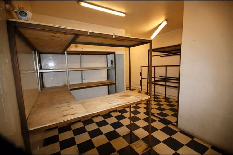 Local Comercial Consistorial con Los Presidentes con parking - Imagen 8
