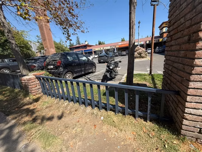 Local Comercial Consistorial con Los Presidentes con parking - Imagen 14