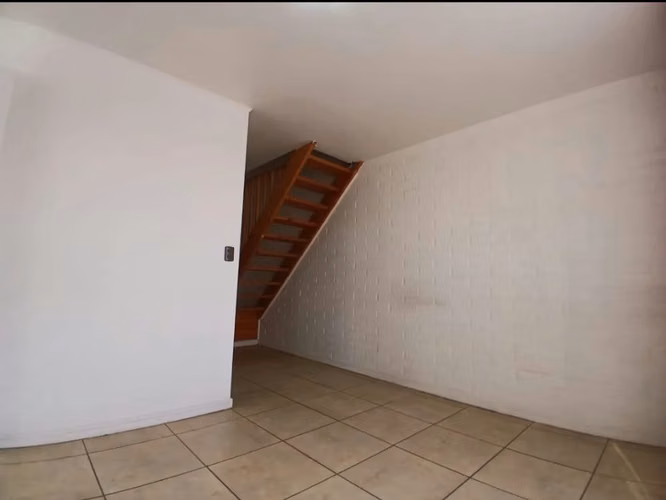 Propiedad en Arriendo Ubicada en Dedal de Oro Larapinta.