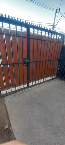 Propiedad en Arriendo Ubicada en Dedal de Oro Larapinta.
