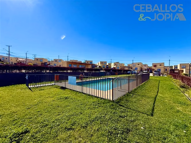 Casa en venta de 3 dorm. en Villa Alemana