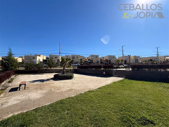 Casa en venta de 3 dorm. en Villa Alemana