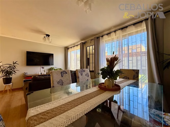 Casa en venta de 3 dorm. en Villa Alemana