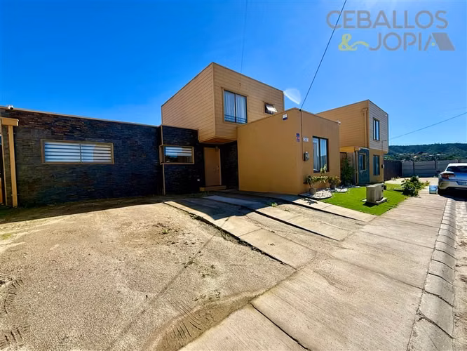 Casa en venta de 3 dorm. en Villa Alemana