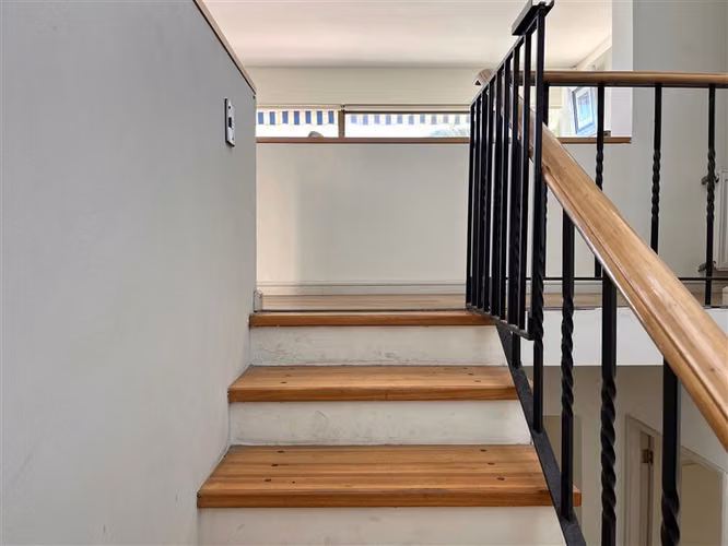 Casa 5 dormitorios, vista al mar, amplios espacios, Reñaca. - Imagen 14