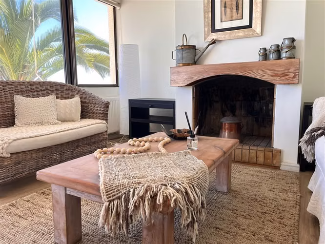 Casa 5 dormitorios, vista al mar, amplios espacios, Reñaca.