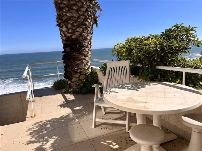 Casa 5 dormitorios, vista al mar, amplios espacios, Reñaca.