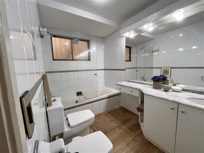 Casa 5 dormitorios, vista al mar, amplios espacios, Reñaca. - Imagen 20