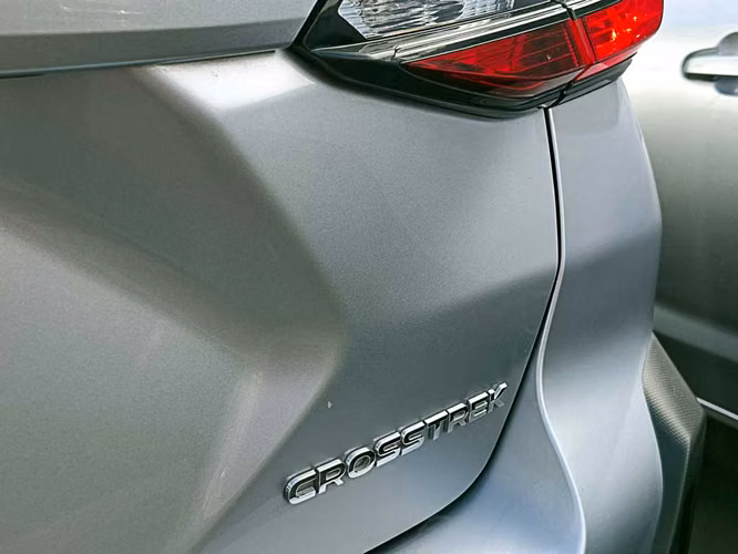 SUBARU CROSSTREK 2024