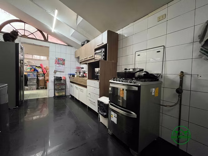 Cómoda Casa 4D 2B 1E! Gran Conectividad! (178661)
