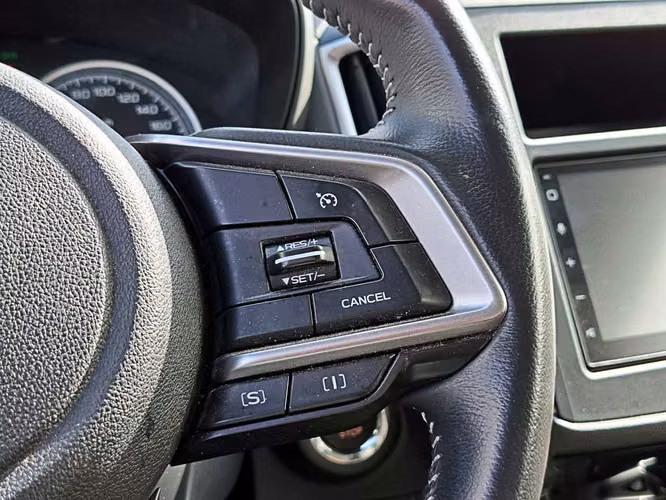 SUBARU FORESTER 2023