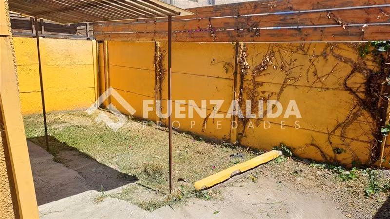Casa en venta de 3 dorm. en Maipú