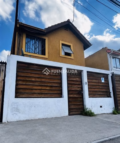 Casa en venta de 3 dorm. en Maipú