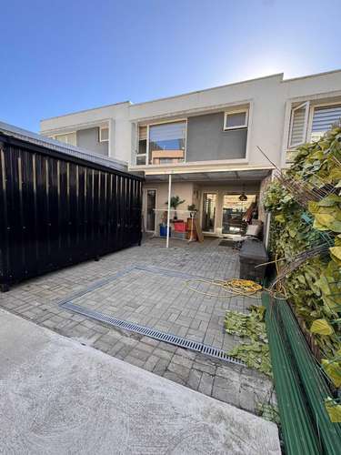 Moderna Vivienda con Excelente Conectividad (178667)