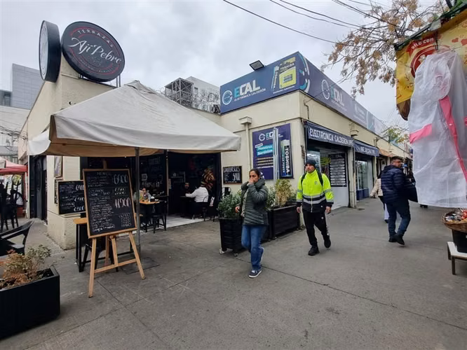 Local Comercial en arriendo en Maipú - Imagen 2