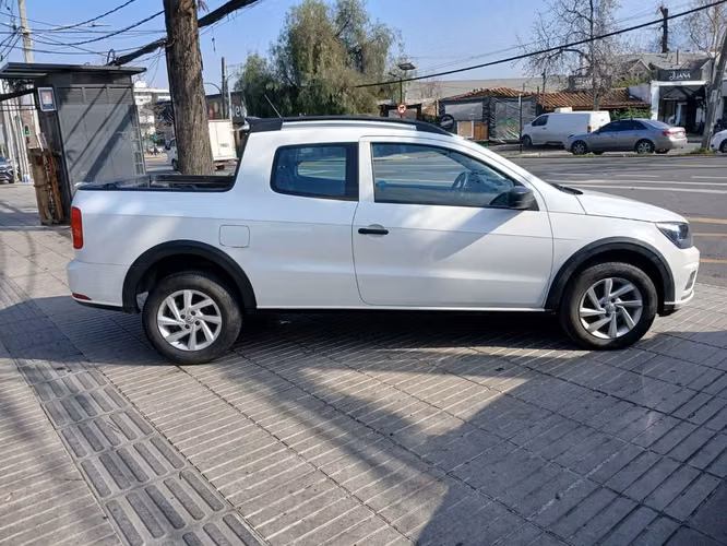 VOLKSWAGEN SAVEIRO 2023