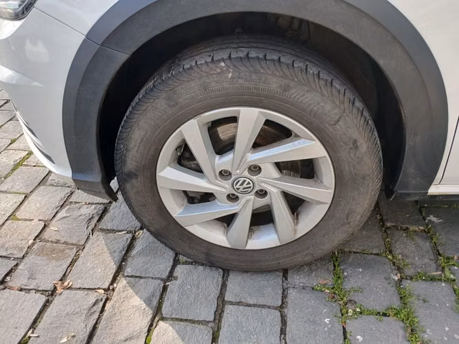 VOLKSWAGEN SAVEIRO 2023