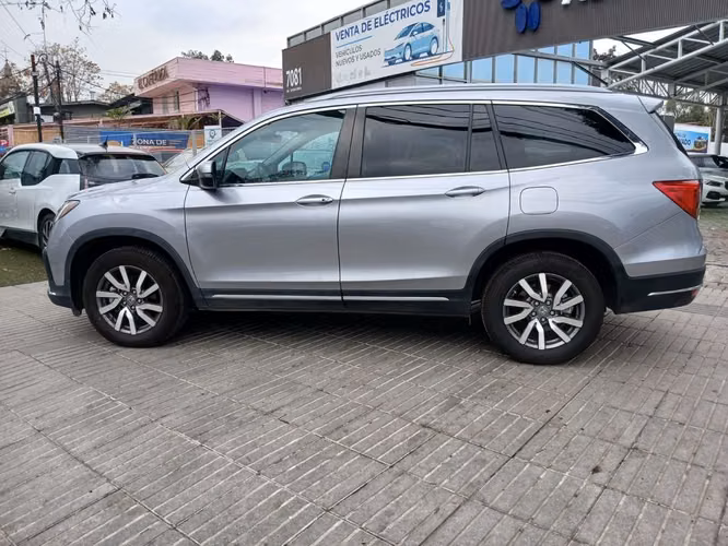 HONDA PILOT 2023
