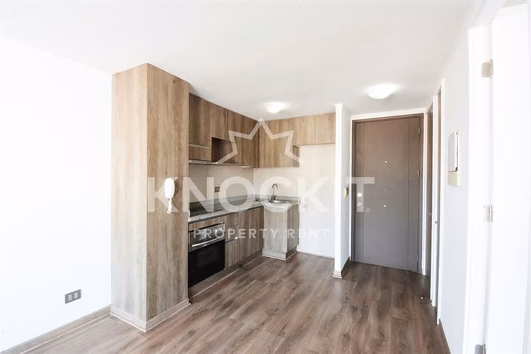 Arriendo Departamento con Balcón de 1D1B en Estación Central