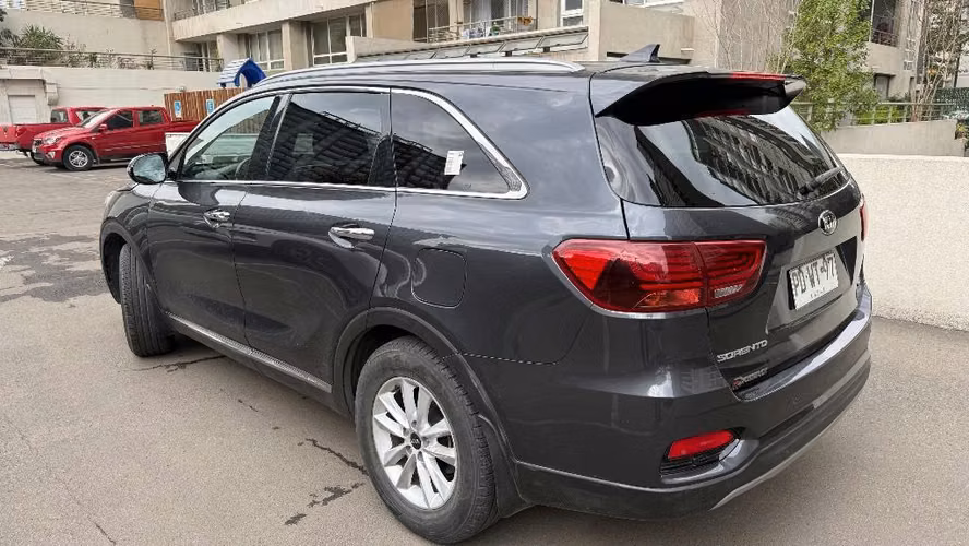 Venta Kia Sorento 2.2 EX Turbo diésel 2WD 6MT 5P