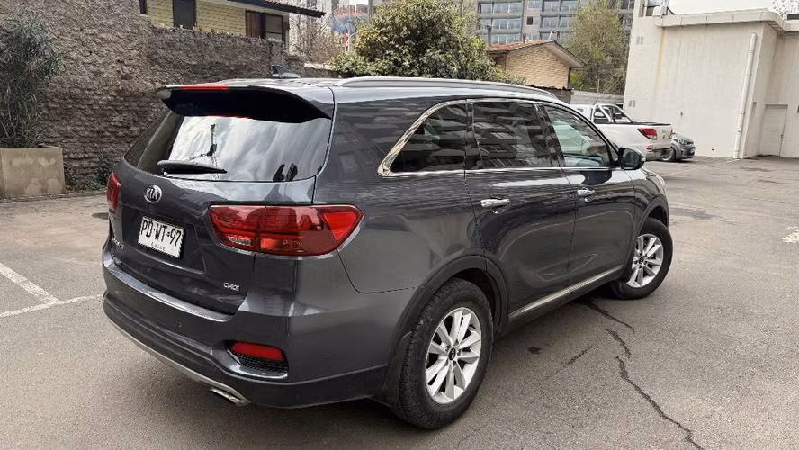 Venta Kia Sorento 2.2 EX Turbo diésel 2WD 6MT 5P
