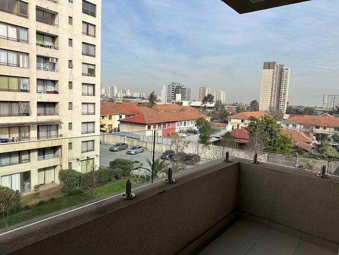 Depto. en Edificio Full con Estacionamiento (111122)