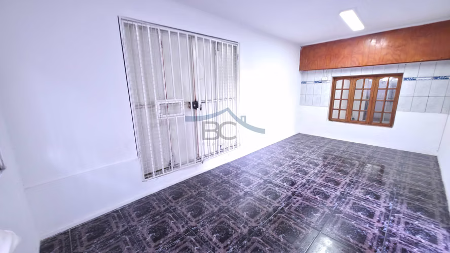 Se vende casa esquina con 2 locales comerciales. (178688)