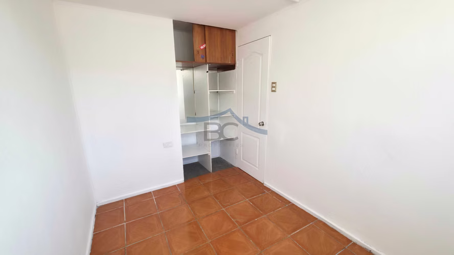 Se vende casa esquina con 2 locales comerciales. (178688)